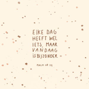 beige kaartje met spikkels in bruin tinten en de tekst 'elke dag heeft wel iets'